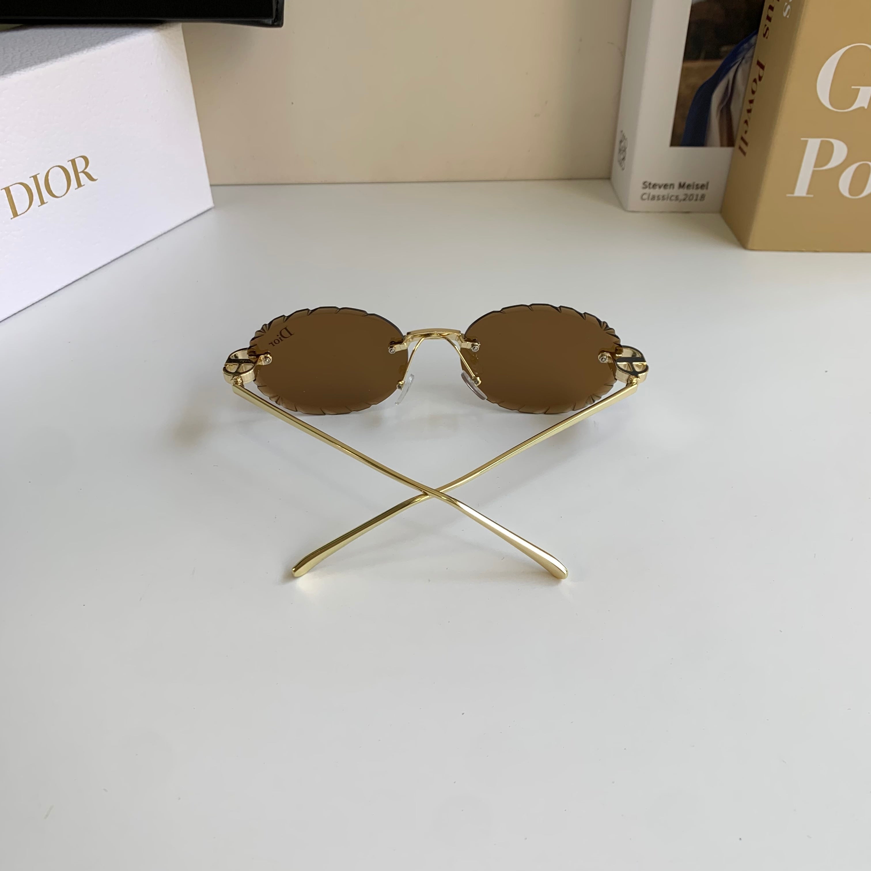 Lunettes de soleil de luxe Dior — Optique haut de gamme