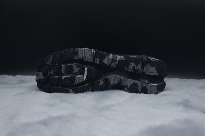 ON LOEWE X Cloudventure