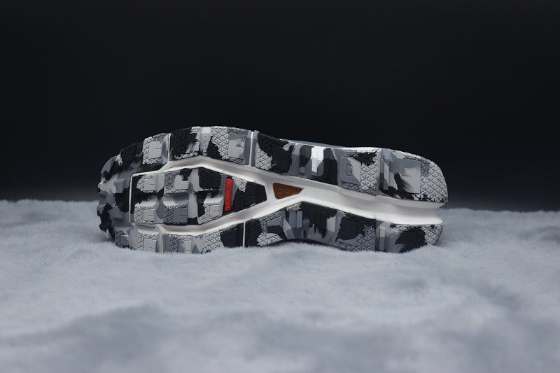 ON LOEWE X Cloudventure