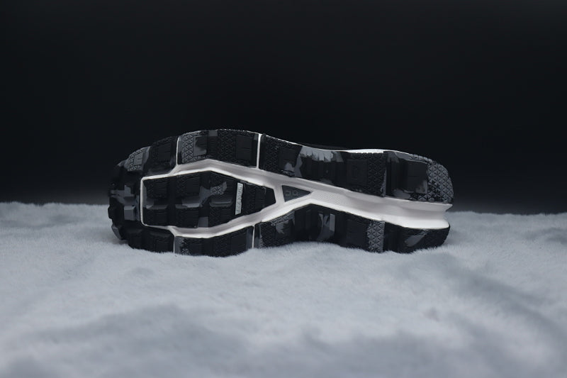 ON LOEWE X Cloudventure