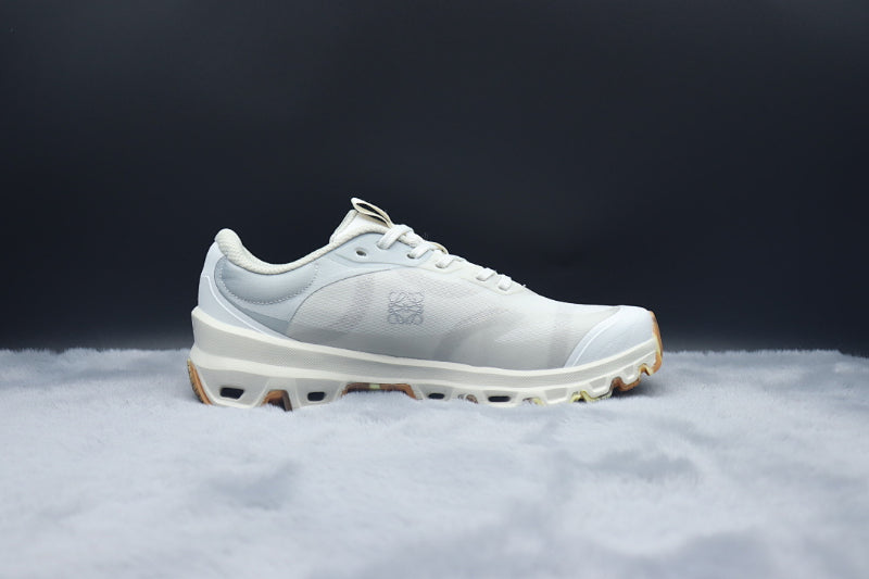 ON LOEWE X Cloudventure