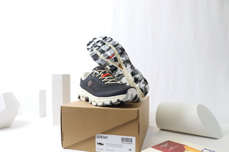ON LOEWE X Cloudventure