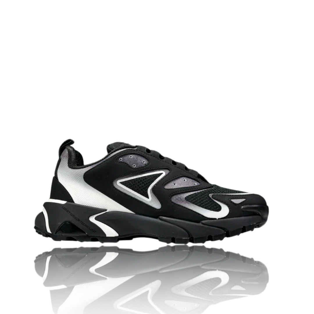 Louis Vuittоп Runner Tatic 'Black White'