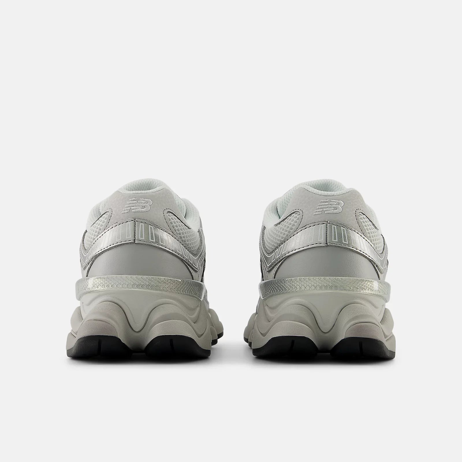 New Balance 9060 RAINCLOUD with TRUFFLE SALT