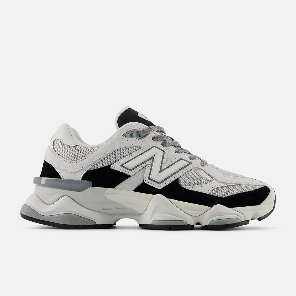 New Balance 9060 BLACK with REFLECTION